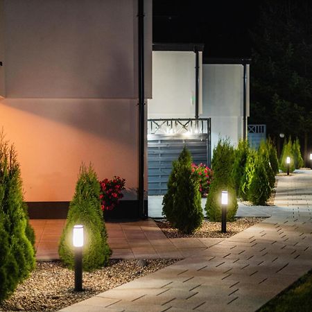 Ferienhaeuser Natureck - Zakatek Natury Rewal Exteriör bild